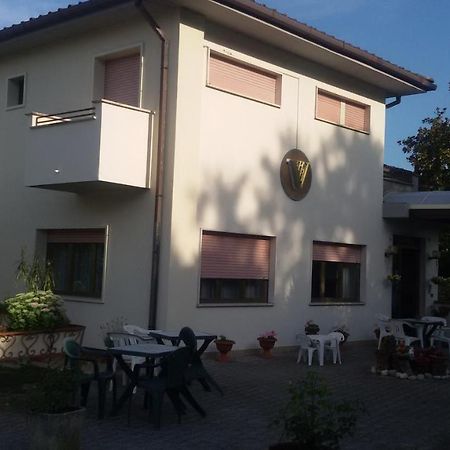 Hotel Le Vigne Contigliano Kültér fotó
