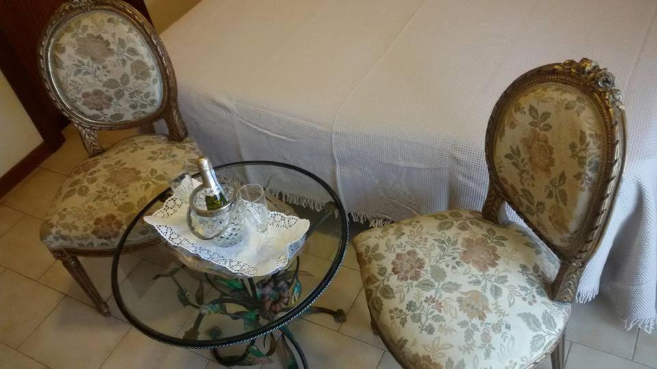 Hotel Le Vigne Contigliano Kültér fotó